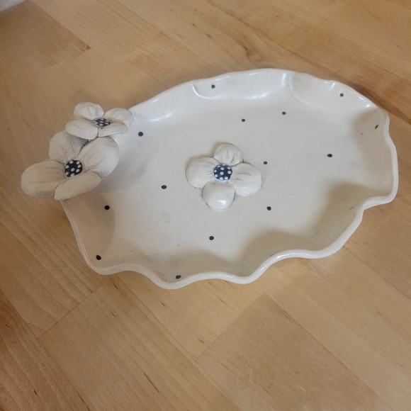 Cindy Teyro Studio Art-Tray w/Flowers - Picture 1 of 6